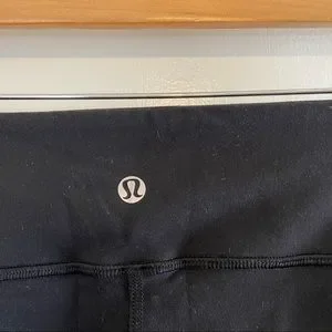 lululemon athletica | Pants & Jumpsuits | Lululemon Wunder Under Crops ...